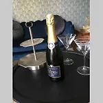 La Petite Brainoise - Avec Salle Jacuzzi 120 Jets * Braine
