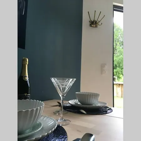 Maison Cosy Avec Jacuzzi Privatif Proche Reims شقة