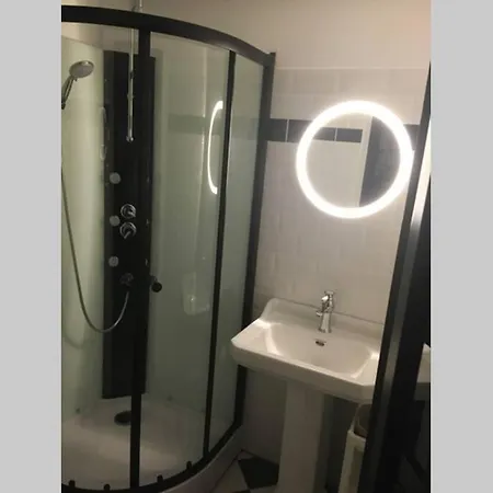 شقة Maison Cosy Avec Jacuzzi Privatif Proche Reims *