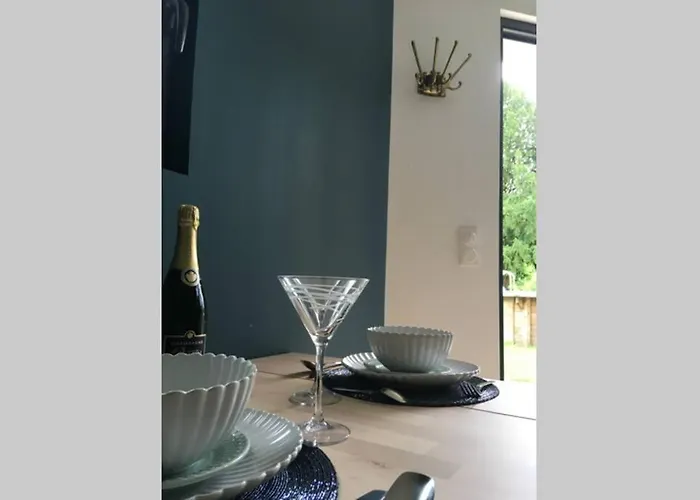 La Petite Brainoise - Avec Salle Jacuzzi 120 Jets Apartment