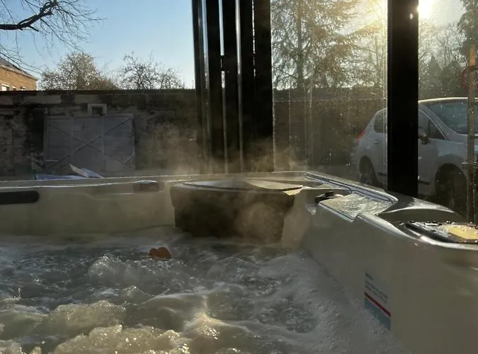 La Petite Brainoise - Avec Salle Jacuzzi 120 Jets *